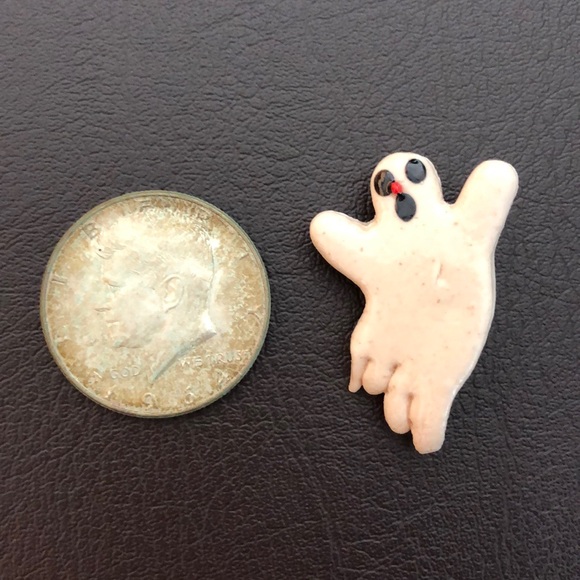 Ghost pins - Picture 3 of 3